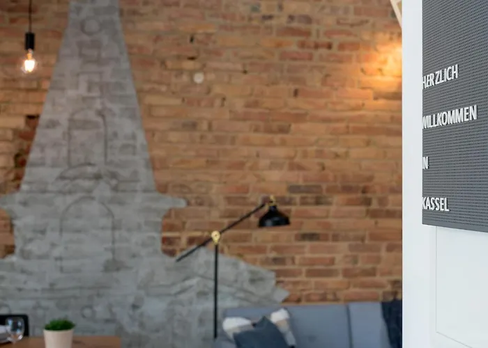 Cassel Lofts - Stilvolles Loft Im Gruenen Mit Balkon Nahe Vw-Werk