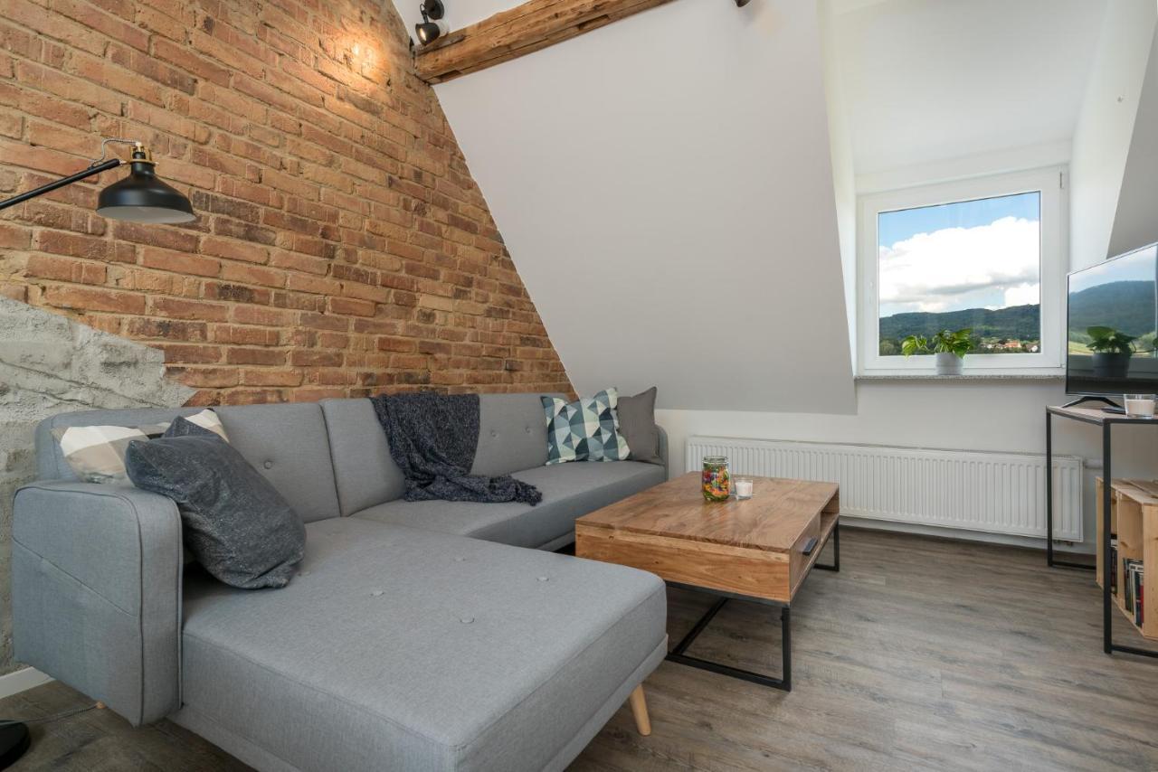 Apartment Lofts - Stilvolles Loft Im Gruenen Mit Balkon Nahe Vw-werk *